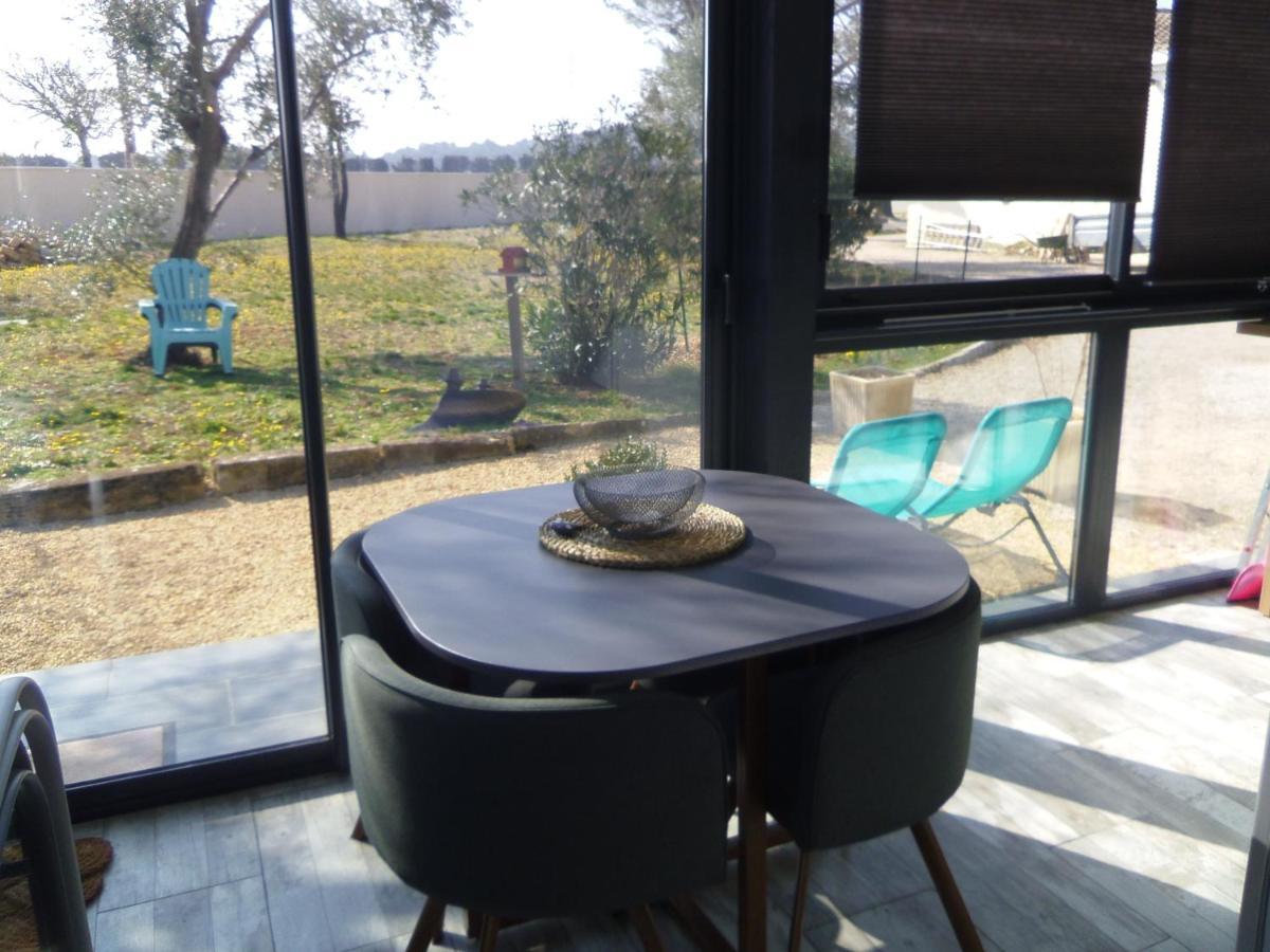 Holiday home Les Garrigues De L'oluke - Privatif, Piscine, Tennis Piolenc