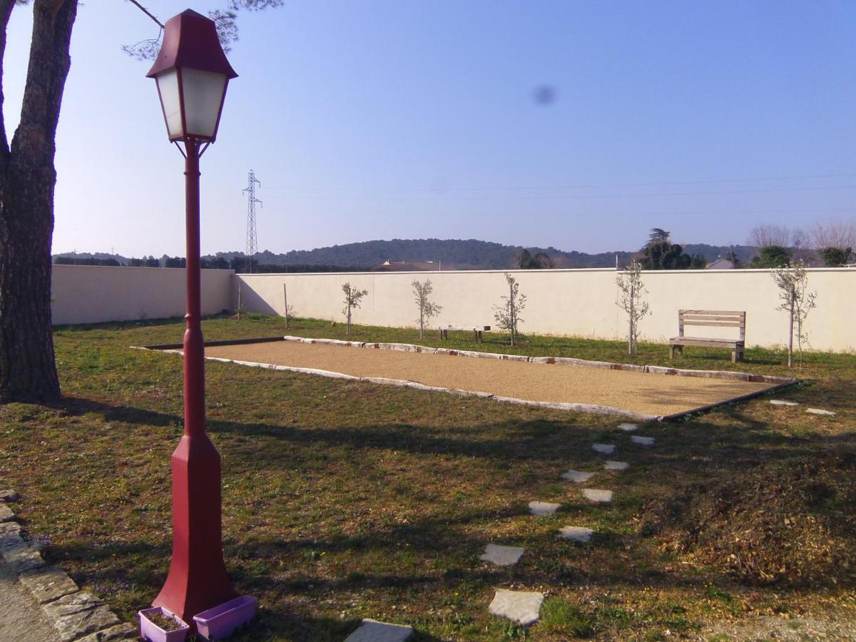 Holiday home Les Garrigues De L'oluke - Privatif, Piscine, Tennis Piolenc